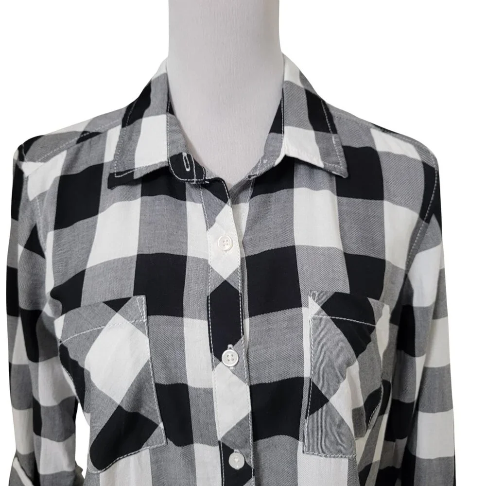 Faded Glory Size S (4-6) Black & White Plaid Long Sleeve Button Down Shirt NEW